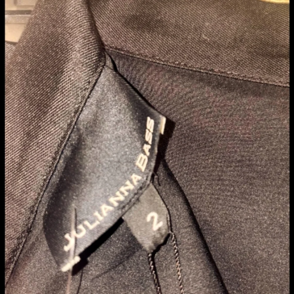 Julianna Bass Women's Elegant Black Wide Leg Pants Size 2